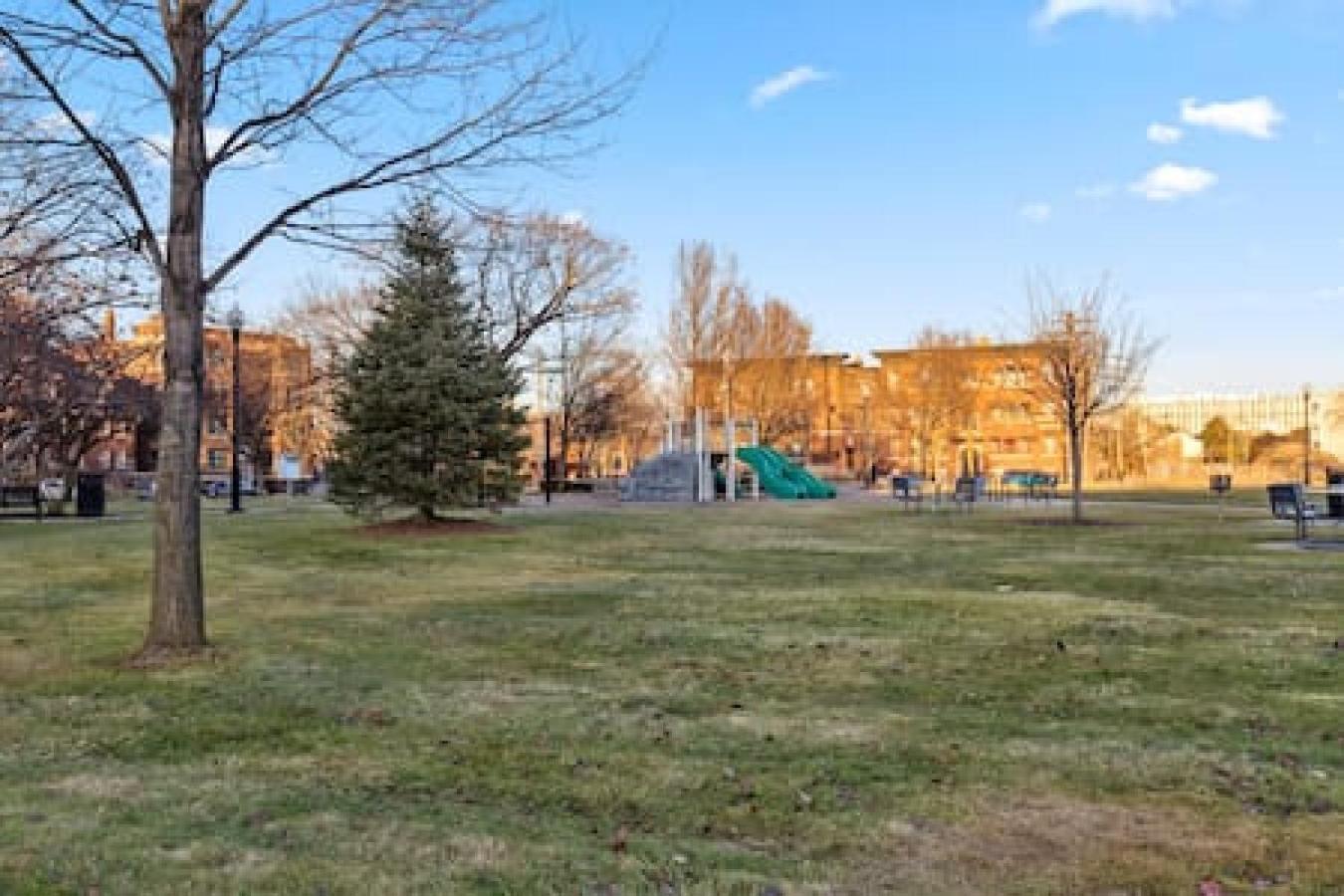 Your Cozy 2-Bedroom Midtown Detroit Ngoại thất bức ảnh